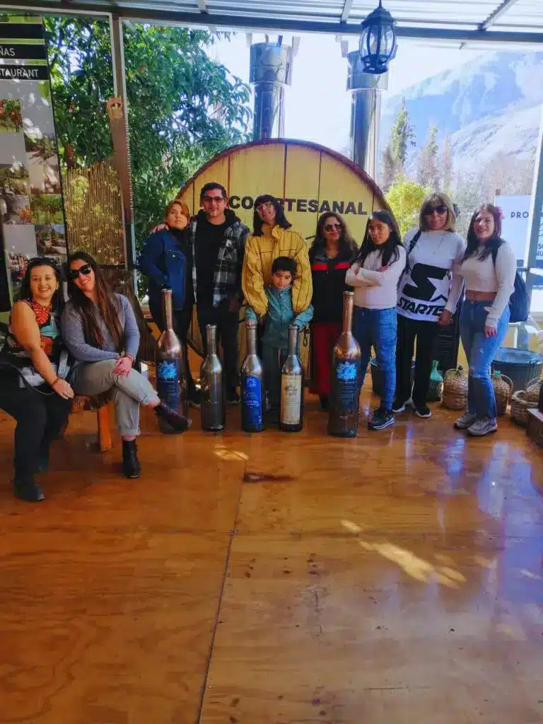 Valle del Elqui Personas degustando pisco